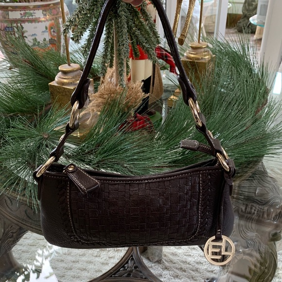 Elliott Lucca Handbags - ELLIOTT LUCCA SMALL WOVEN LEATHER SHOULDER BAG! 🤎🤎